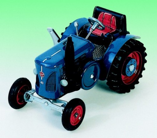 LB traktor Lemezj�t�k